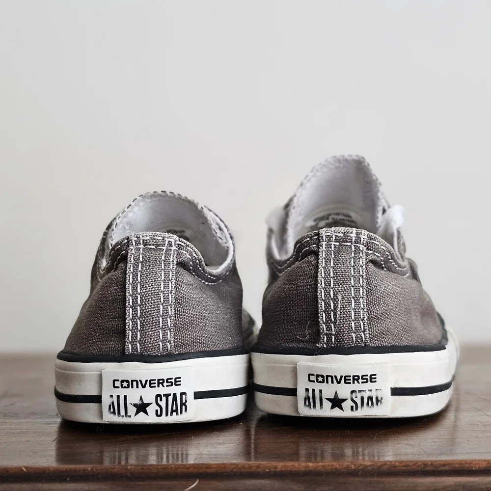 Converse 7J794: Unisex-Baby Chuck Taylor Ox Low Charcoal Sneaker Infant US 9